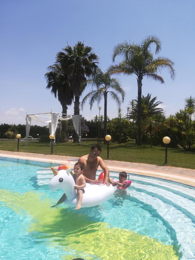 Villa Le Tre Dame B&B Battipaglia Exteriör bild