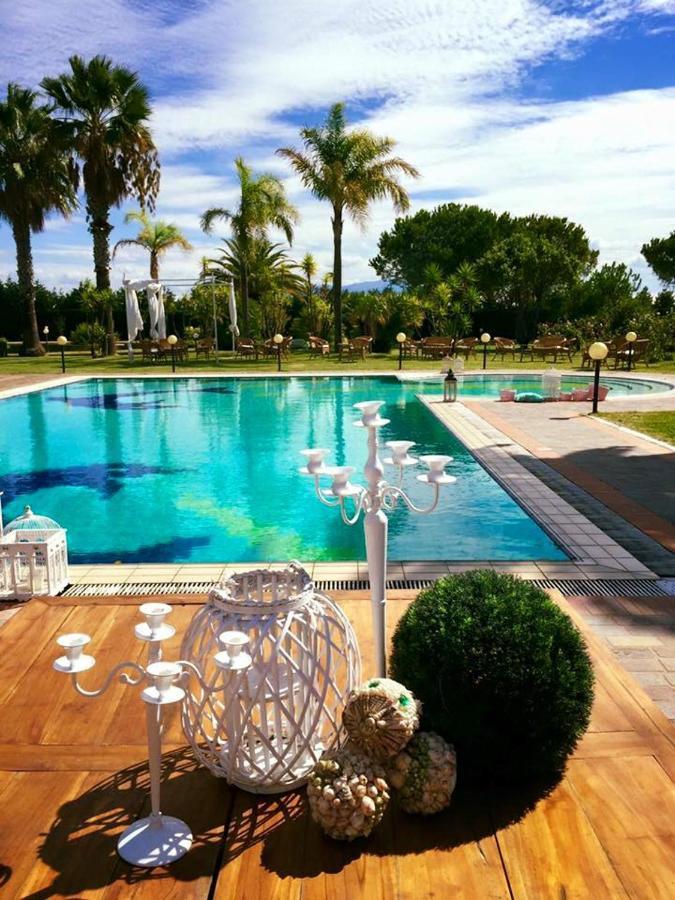 Villa Le Tre Dame B&B Battipaglia Exteriör bild