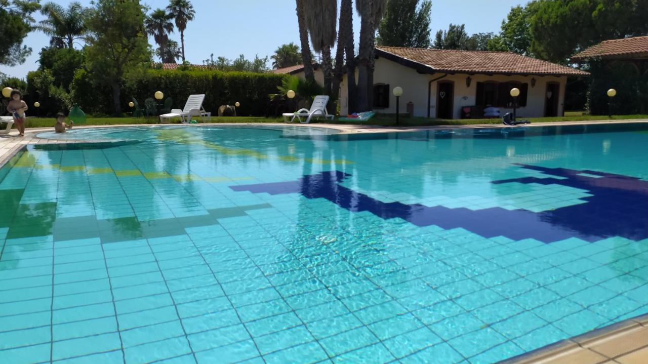Villa Le Tre Dame B&B Battipaglia Exteriör bild